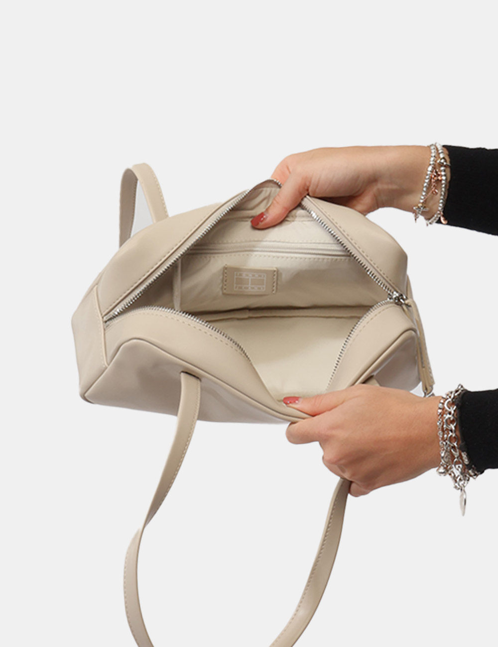 AW0AW18075-OB_GULF-SAND_PE26_5 AW0AW18075-OB_GULF-SAND_PE26