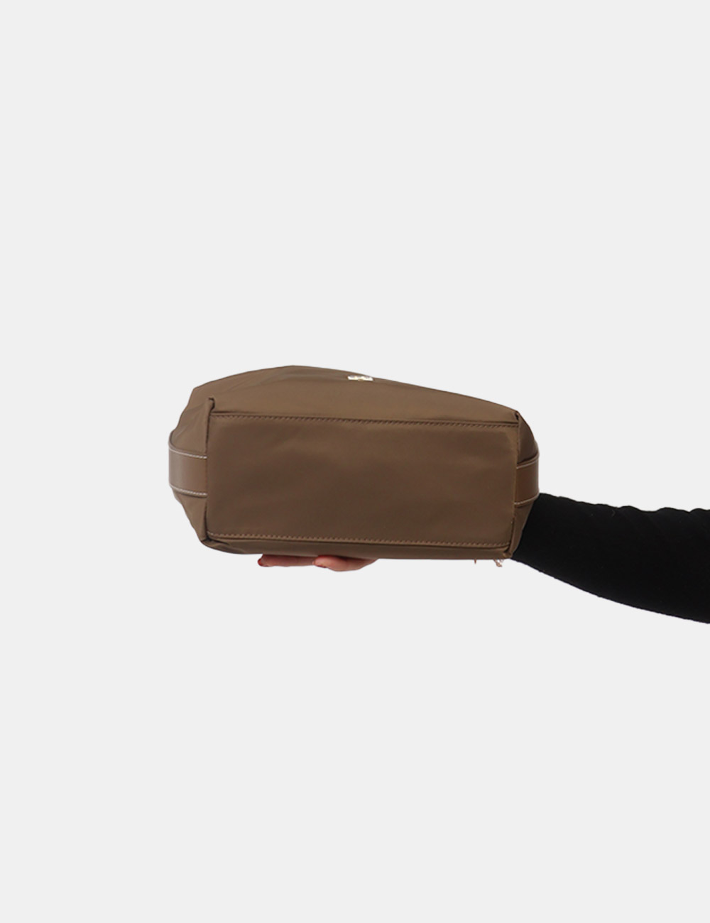 AW0AW18164-OB_NORDIC-TAUPE_PE26_4 Borsa Tommy Hilfiger Marrone - Borsa TOMMY HILFIGER Marrone da donnaLa Borsa TOMMY HILFIGER Marrone è l’accessorio perfetto