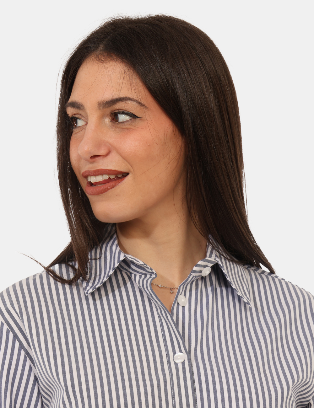 CAD01SP26-TCP231-CAMI-37-OB_DENIM-BIANCO_PE26_4 Camicia Materica Blu - Camicia MATERICA Blu La Camicia MATERICA Blu è un capo intramontabile che unisce eleganza e freschezz