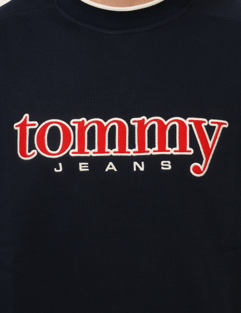 DM0DM22373-OB_C1G_PE26_4 Maglione Tommy Hilfiger Blu - Maglione TOMMY HILFIGER Blu Il Maglione TOMMY HILFIGER Blu è il capo ideale per chi cerca comf