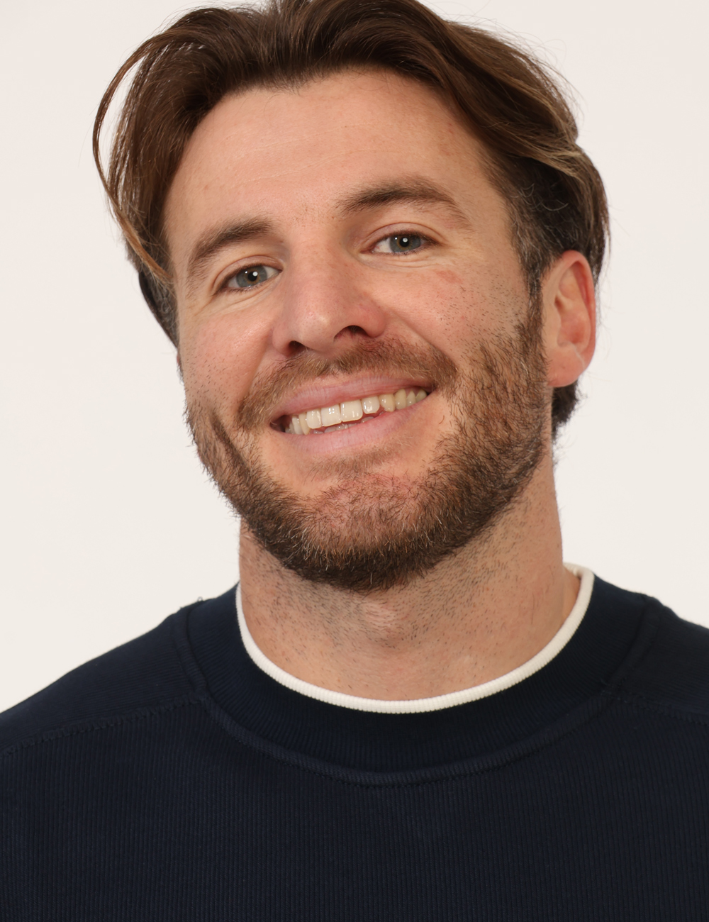 DM0DM22373-OB_C1G_PE26_5 Maglione Tommy Hilfiger Blu - Maglione TOMMY HILFIGER Blu Il Maglione TOMMY HILFIGER Blu è il capo ideale per chi cerca comf