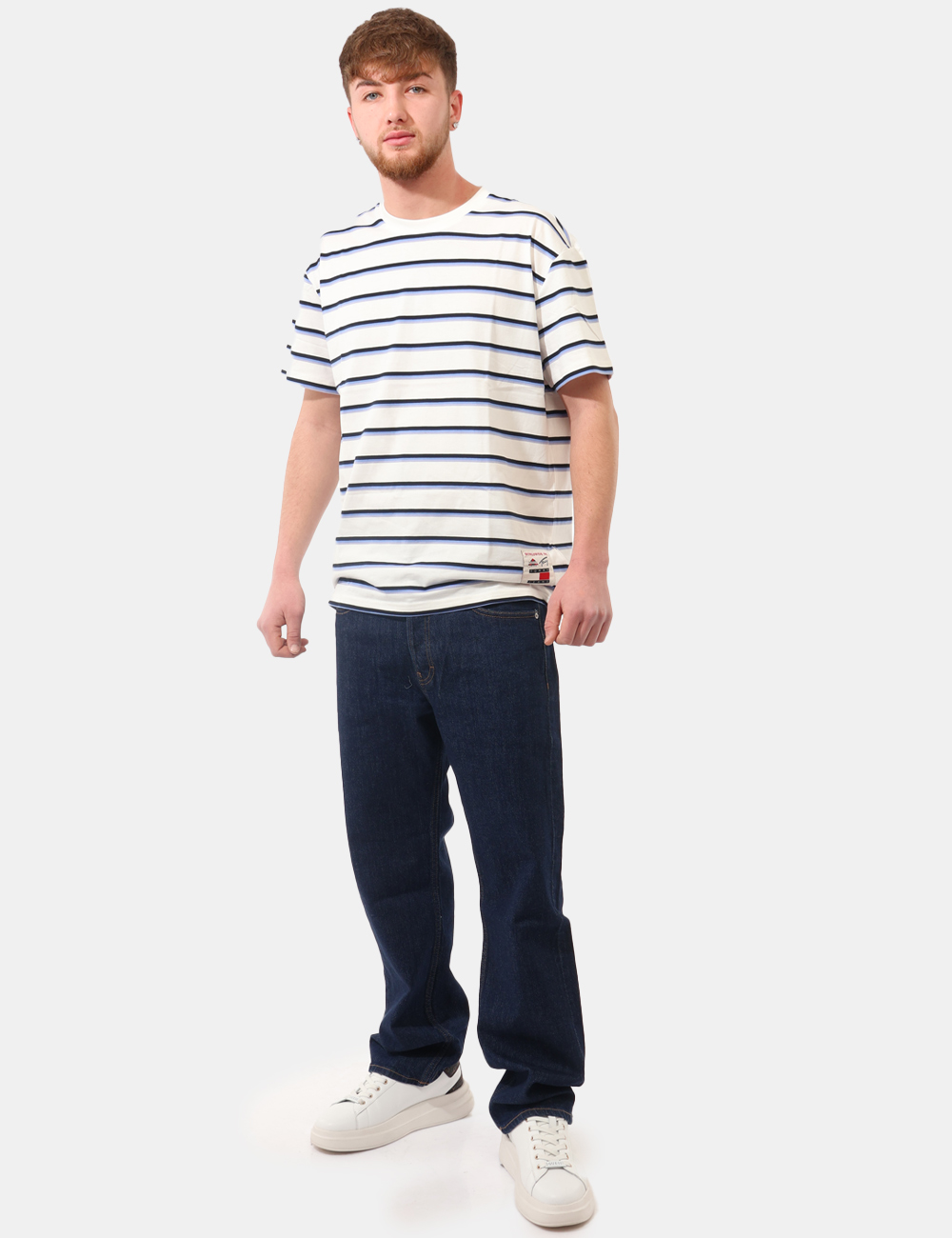 DM0DM22440-OB_1BK_PE26_1 Jeans Tommy Hilfiger Blu - Jeans TOMMY HILFIGER Blu I Jeans TOMMY HILFIGER Blu sono un’icona intramontabile del guardaroba m