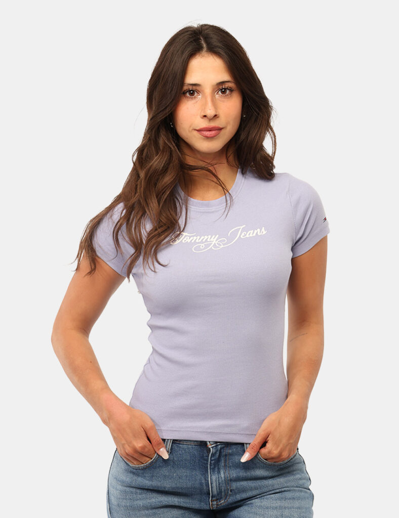 T-shirt Tommy Hilfiger Viola - T-shirt TOMMY HILFIGER Viola da donna La T-shirt TOMMY HILFIGER Viola da donna è un capo casu
