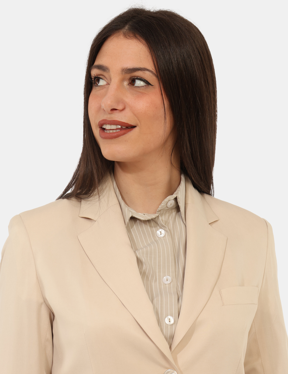 GD10SP26-TP336-PESCA-OB_SABBIA_PE26_5 Blazer Materica Beige - Blazer MATERICA Beige Il Blazer MATERICA Beige è il capo ideale per chi desidera un look luminoso, r