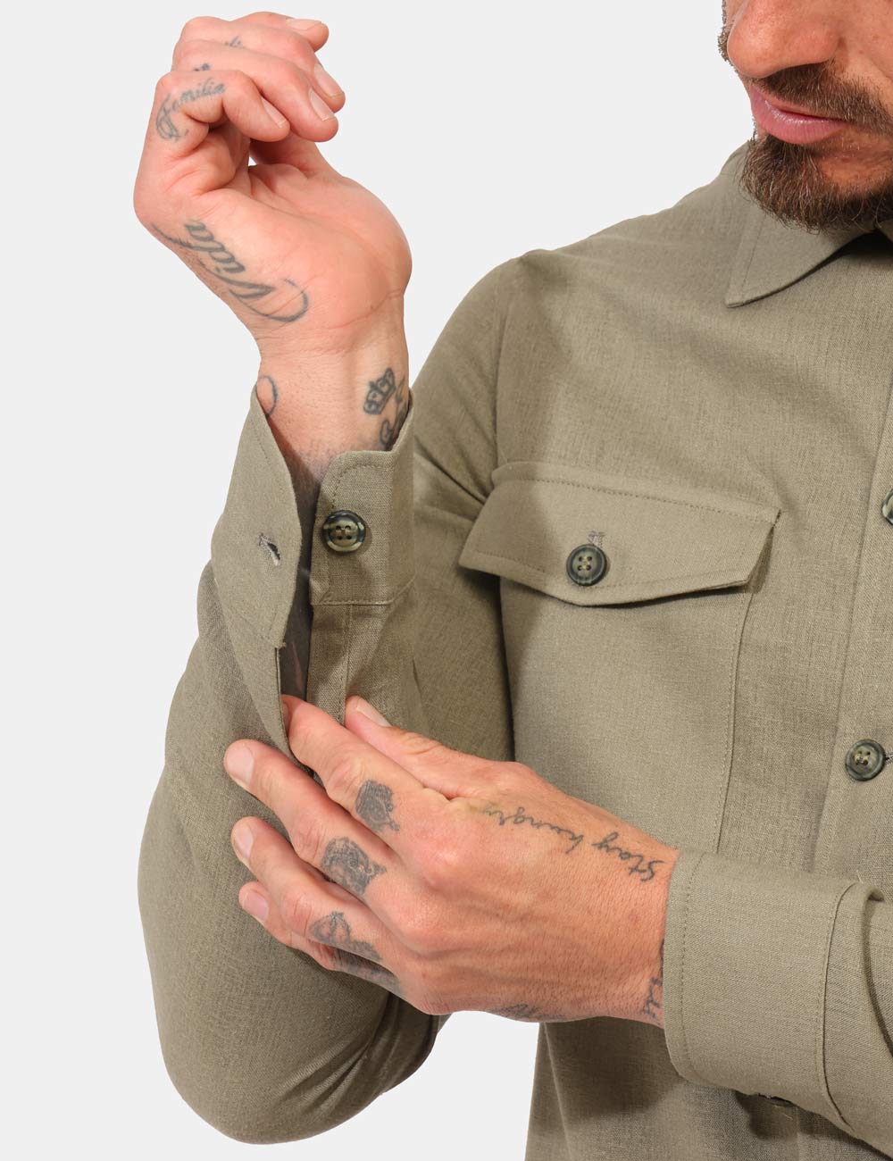 GI731FSP26-TLIV06-MAPPAM-OB_VERDE_PE26_3 Camicia Prj22. Verde militare - Camicia PRJ22 Verde militare da uomo La Camicia PRJ22 Verde militare da uomo è il capo ideal