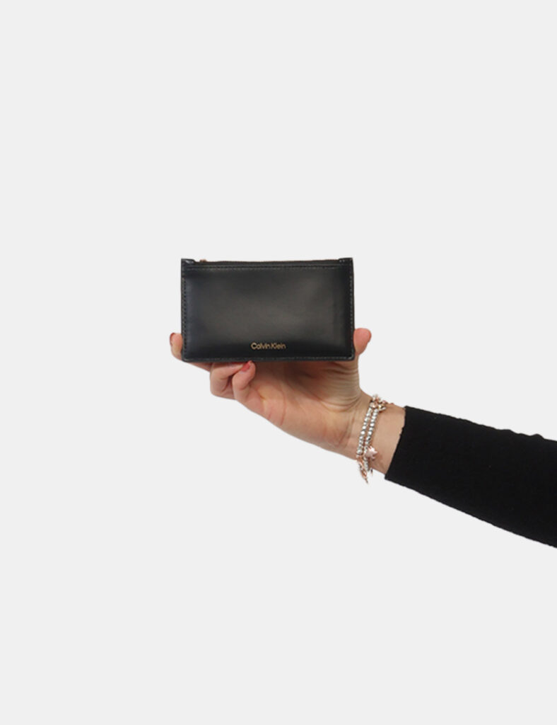 Accessori da donna - Portacarte Calvin Klein Nera