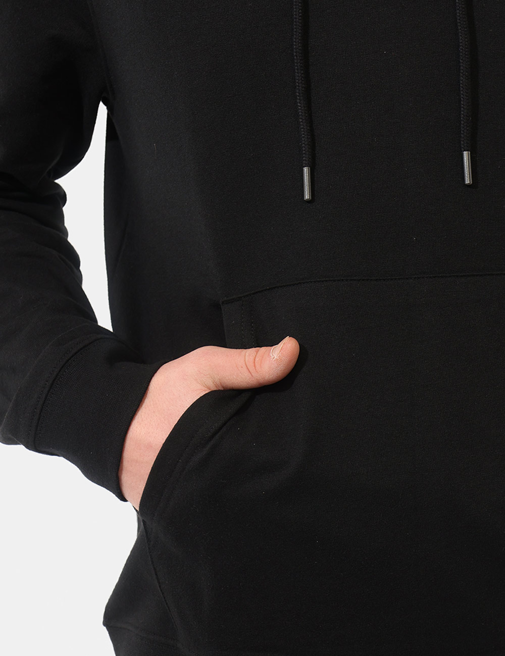 P12004-OB_NERO_PE26_3 Felpa Concept83 Nera - La Felpa CONCEPT83 Nera è un capo essenziale e versatile, pensato per accompagnarti con stile nelle g