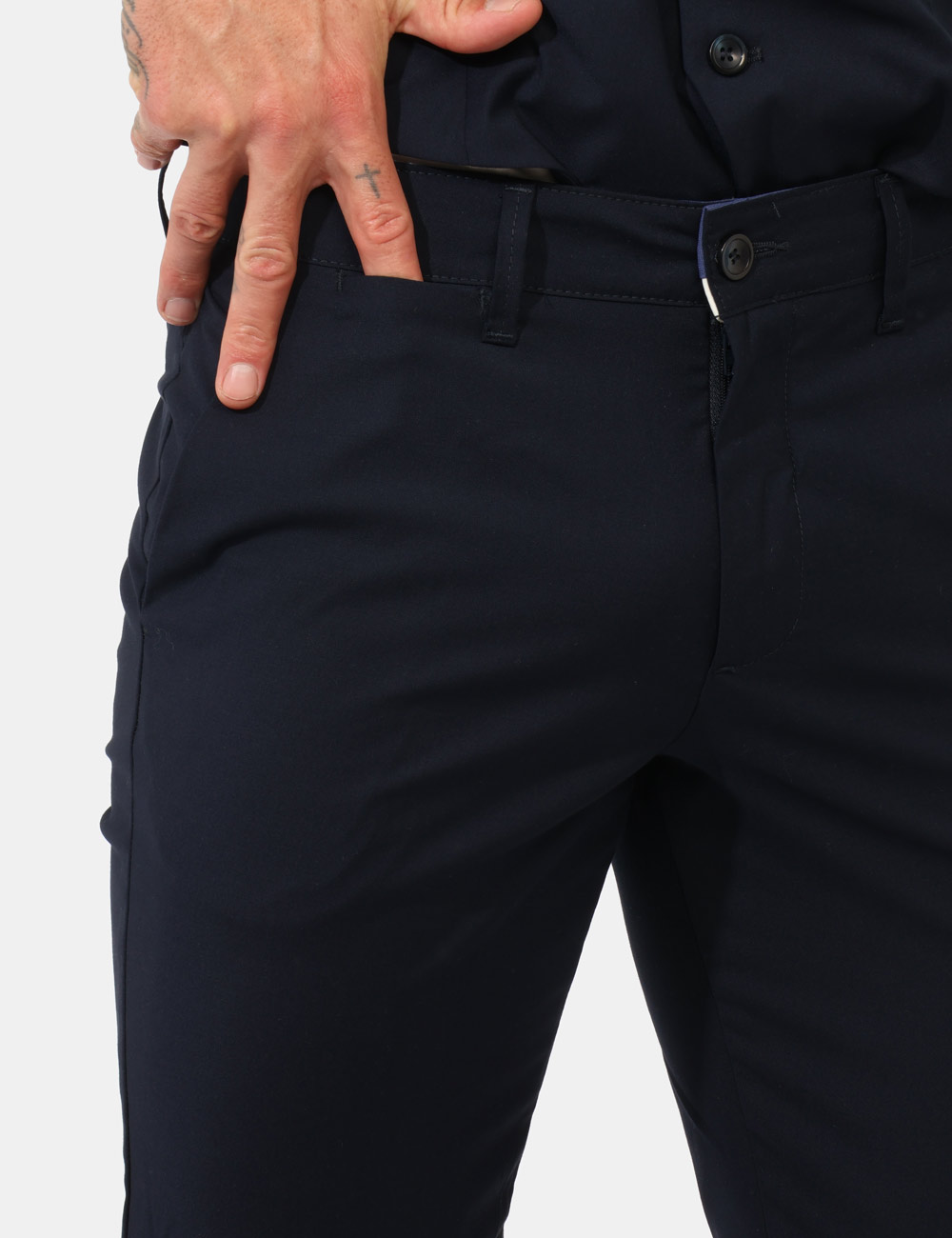 PA512FSP26-TPV317-TELEF-OB_BLU_PE26_4 Pantaloni Prj22. Blu - Pantaloni PRJ22 Blu da uomo I pantaloni PRJ22 Blu da uomo rappresentano la scelta ideale per chi desi