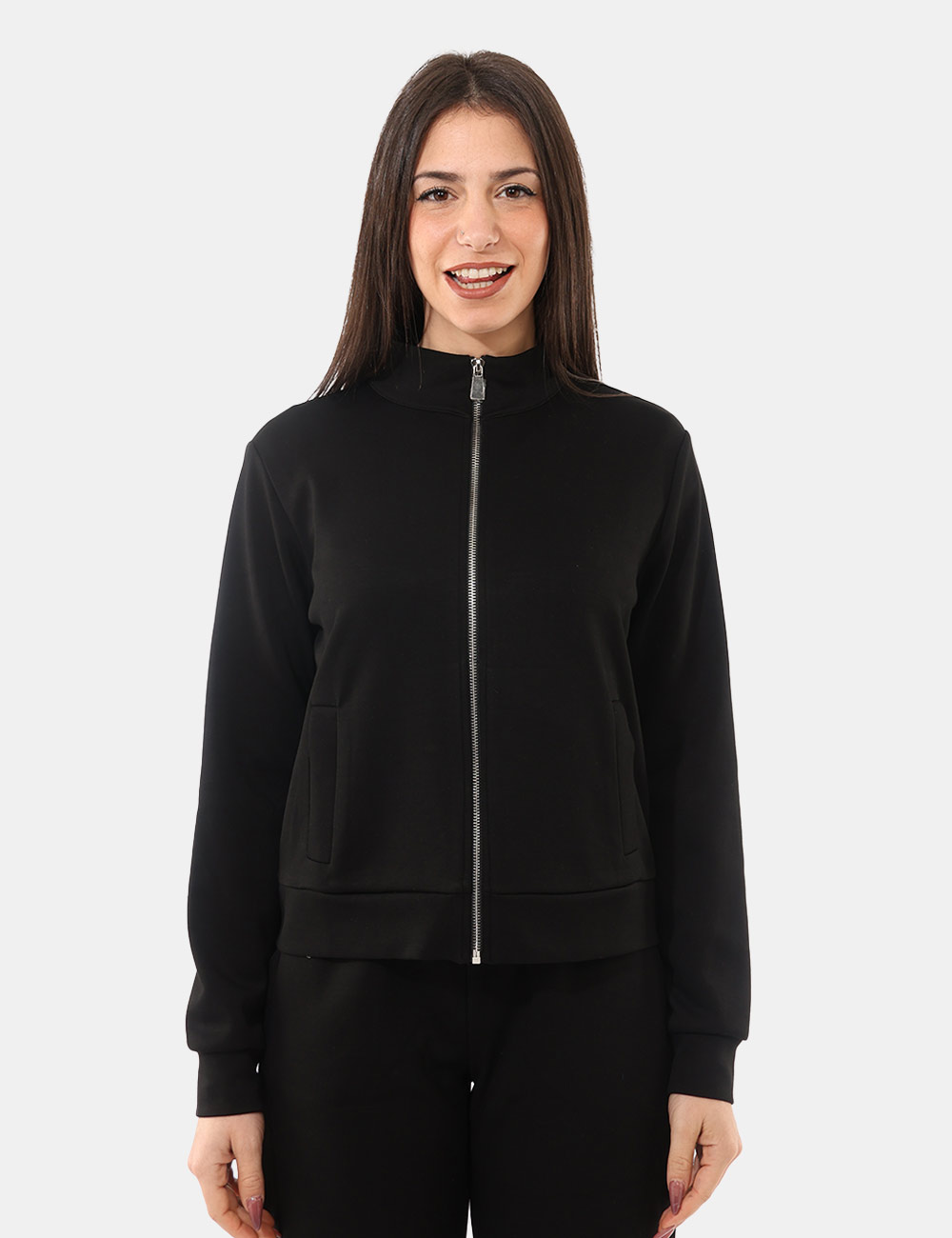 PK1820011-OB_NERO_PE26_5 Felpa Concept83 Nero - Felpa CONCEPT83 Nera La Felpa CONCEPT83 Nera da donna è un capo essenziale e versatile, perfetto per