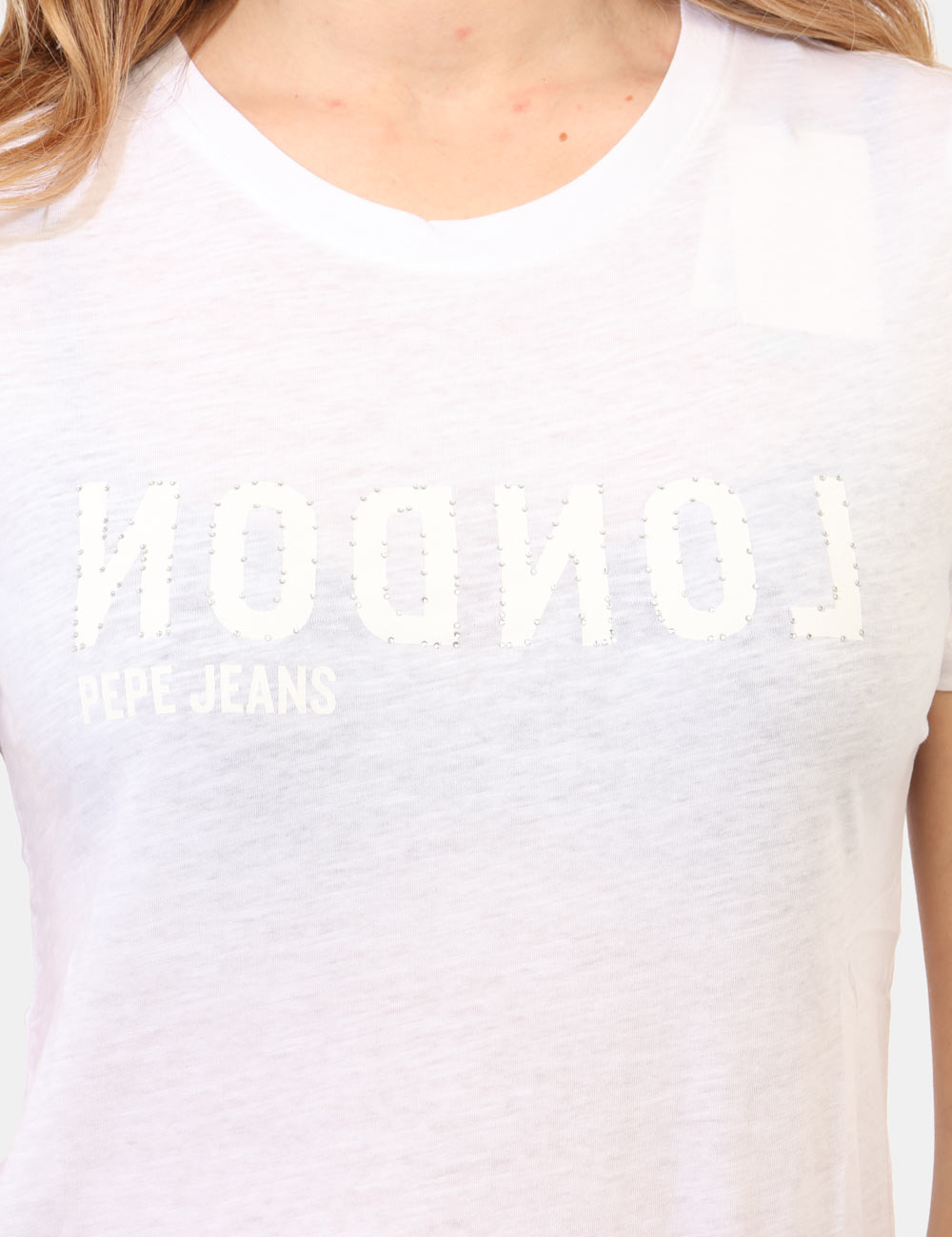 PL5000087-OB_WHITE-P800_PE26_4 T-shirt Pepe Jeans Bianca - T-shirt PEPE JEANS Bianca da donna La T-shirt PEPE JEANS Bianca è un capo essenziale rivisitato