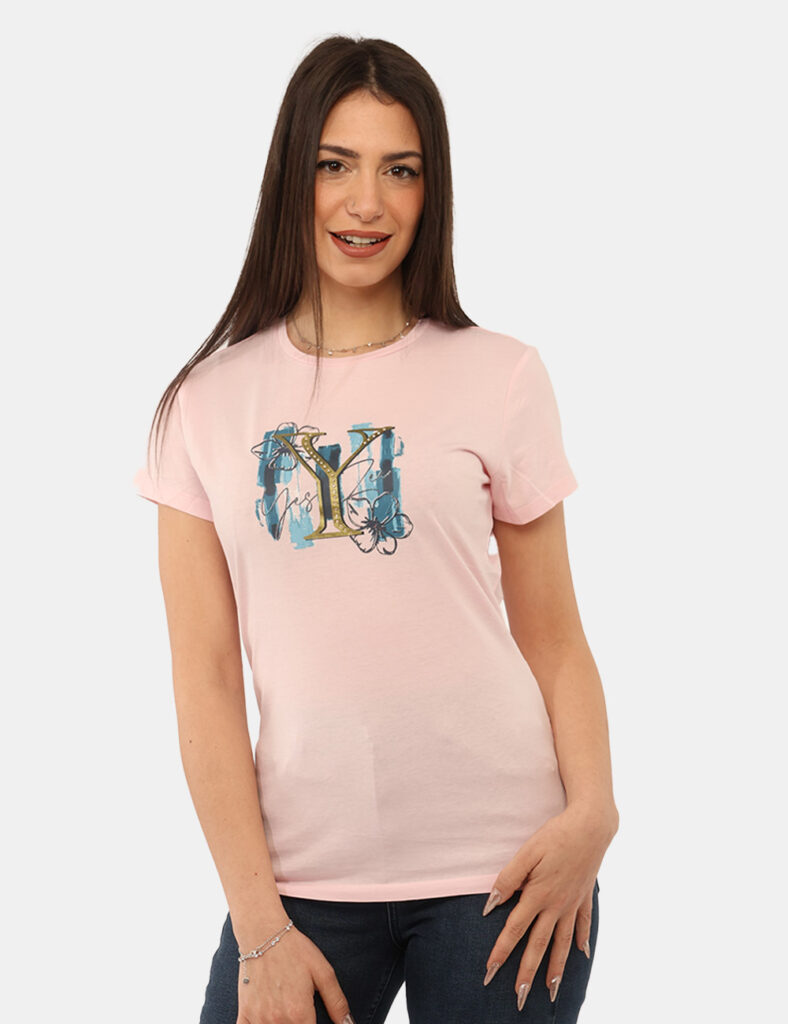 T-shirt Yes Zee Rosa - T-shirt YES ZEE Rosa: femminilità luminosa e stile quotidianoLa T-shirt YES ZEE Rosa è il capo perfet