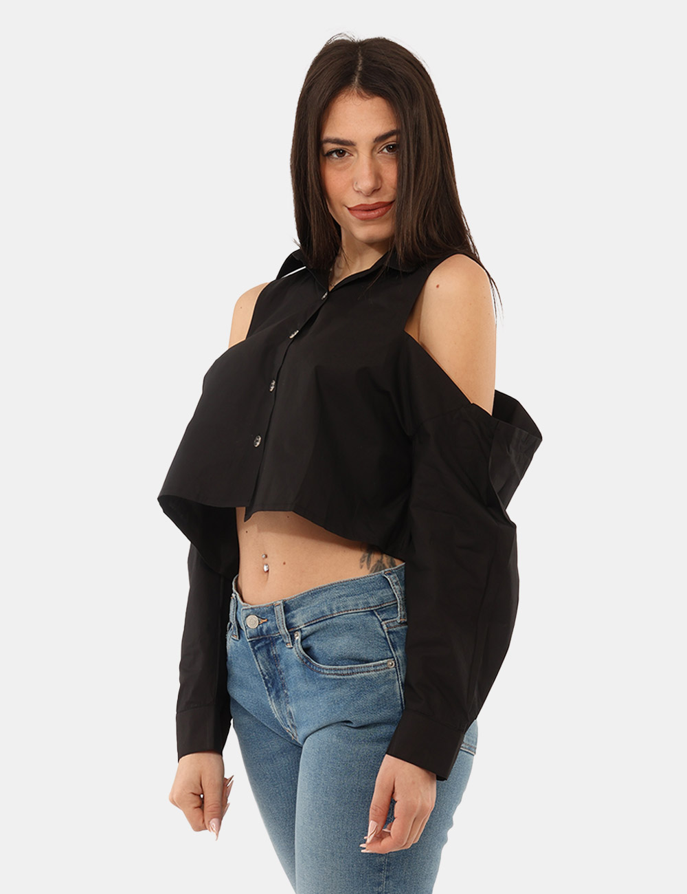 VS25-17256-SB_BLACK_PE26_1 Camicia Via Delle Rose Nera - La Camicia VIA DELLE ROSE Nera è il capo ideale per chi desidera un look femminile, elegante e