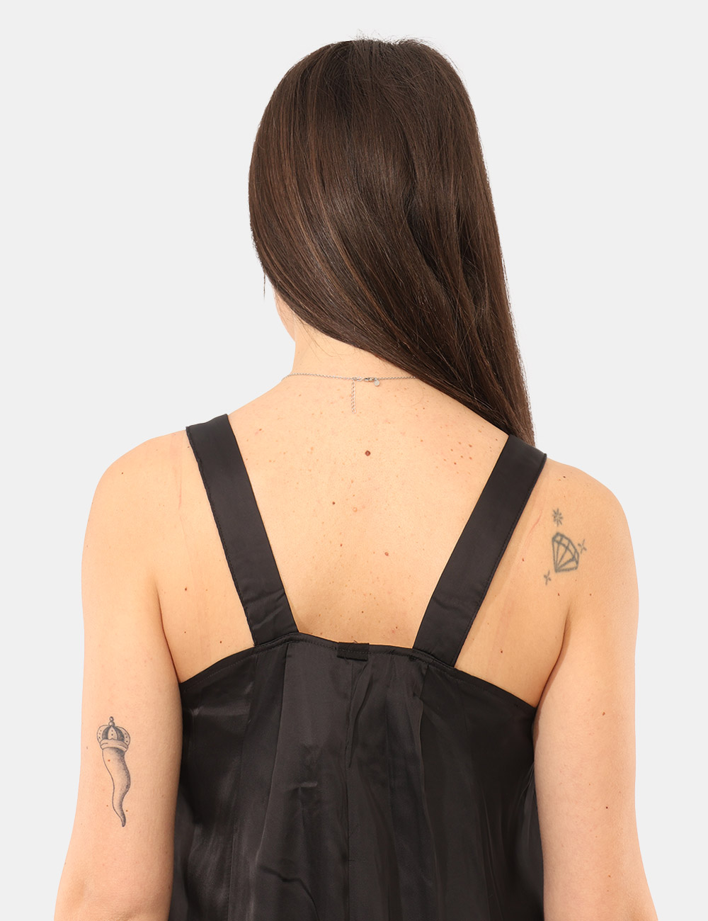 VS25-17282-SB_BLACK_PE26_5 Vestito Via Delle Rose Nero - Il Vestito VIA DELLE ROSE Nero è un capo femminile e sofisticato pensato per valorizzare la si