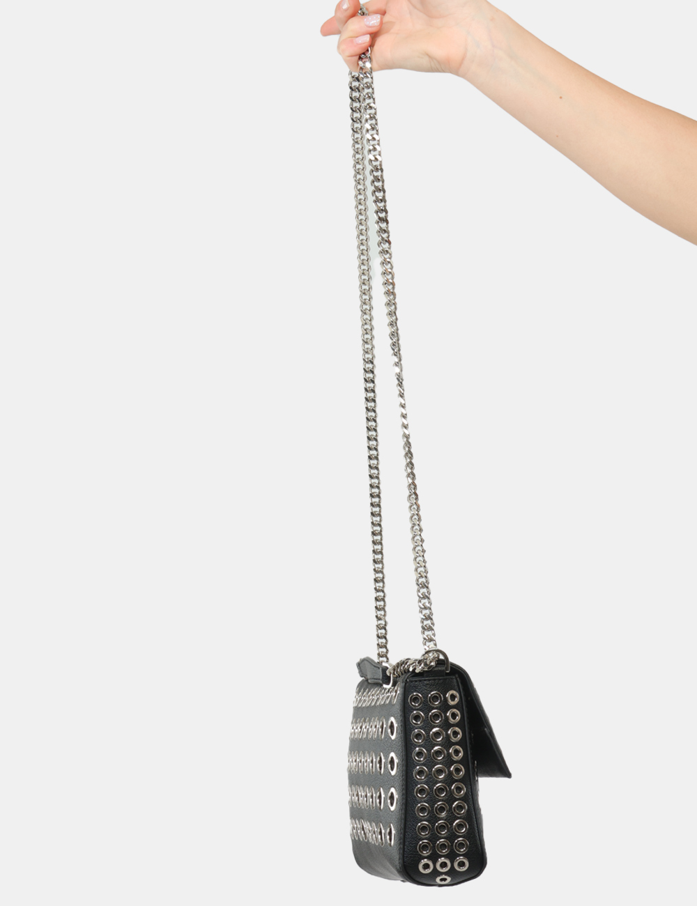 26167BO-SB_BLACK_PE26_5 Borsa John Richmond Nera - Borsa JOHN RICHMOND Nera Grintosa, compatta e ricca di dettagli distintivi, questa borsa da donna