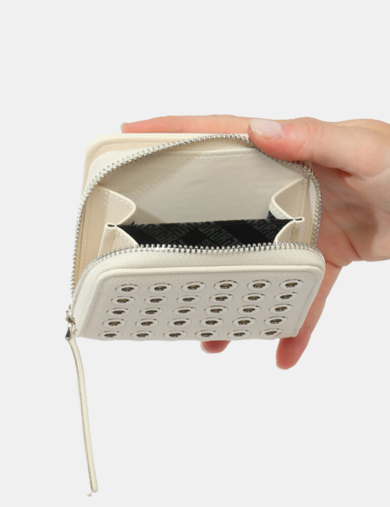 Portafoglio John Richmond Bianco - Portafoglio JOHN RICHMOND Bianco Compatto, luminoso e dal carattere deciso, questo portaf