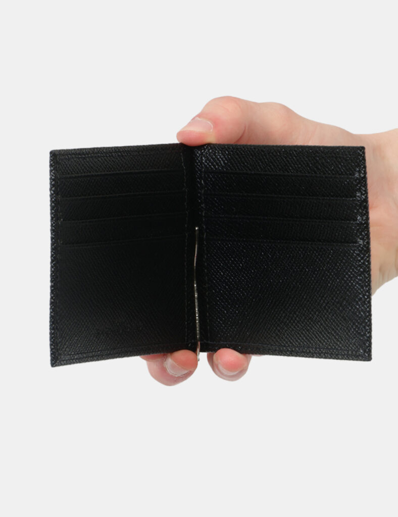 Portafoglio John Richmond Nero - Portafoglio JOHN RICHMOND Nero Compatto, essenziale e dal design contemporaneo, questo port