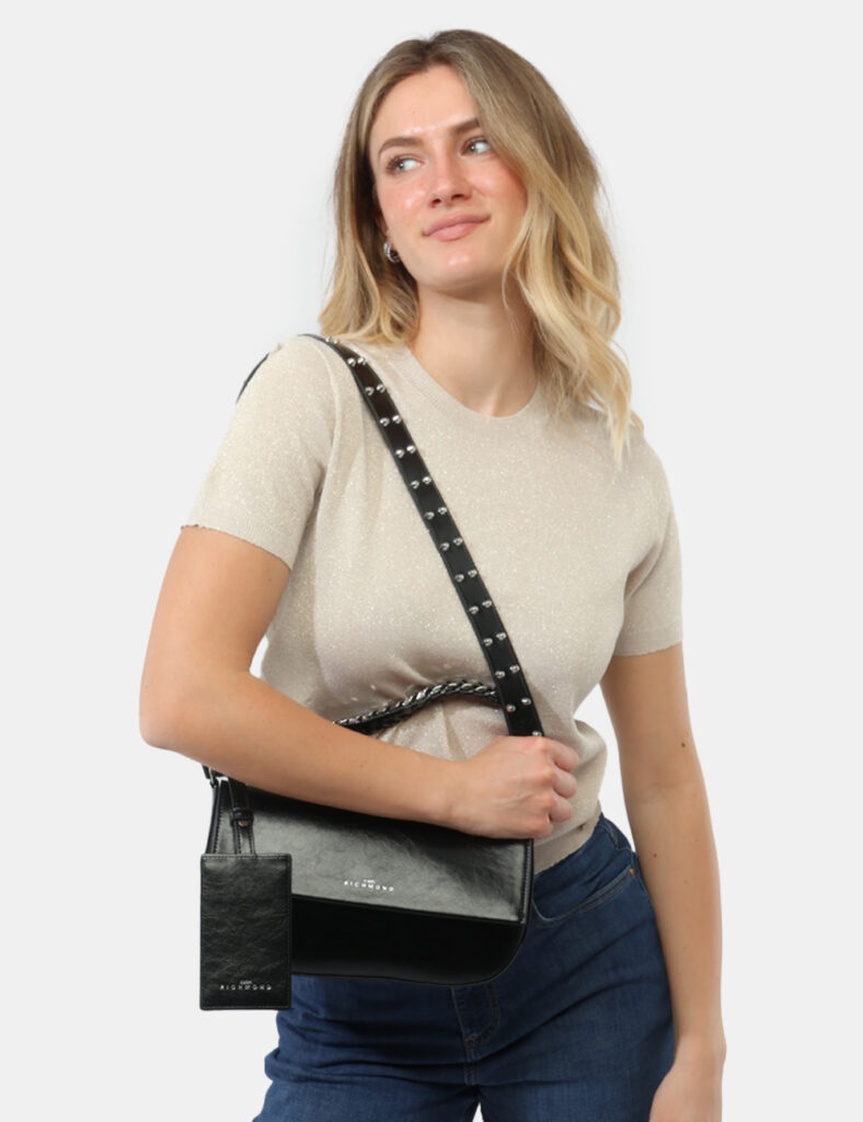 Borsa John Richmond Nera - Borsa JOHN RICHMOND Nera Compatta, grintosa e dal design contemporaneo, questa borsa da donna fir