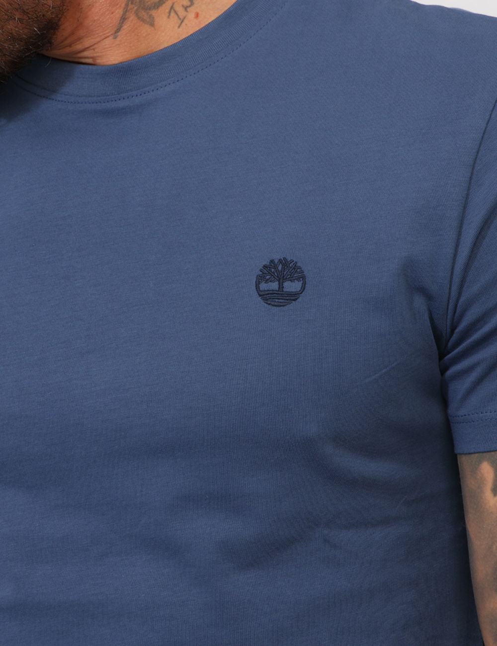 A2BR3-OB_OCEANA_PE26_4 T-shirt Timberland Blu - T-shirt TIMBERLAND Blu da uomo Essenziale, versatile e sempre attuale: la T-shirt TIMBERLAND Blu è