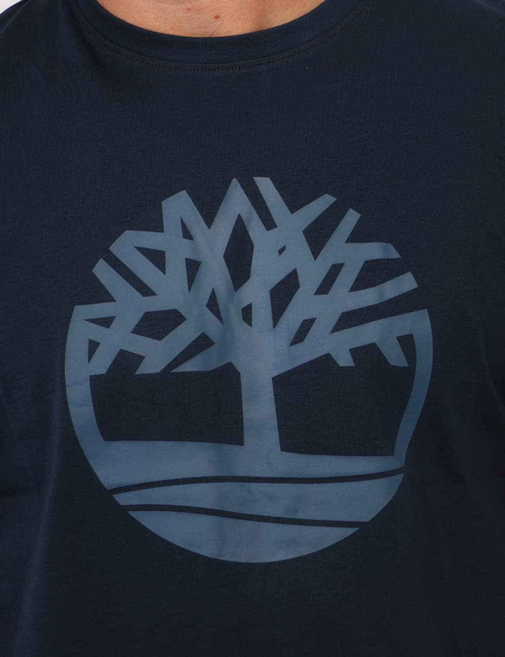 A2C6S-OB_DARK-SAPPHIRE-DARK-DENIM_PE26_3 T-shirt Timberland Blu - T-shirt TIMBERLAND Blu da uomo Decisa ma equilibrata, la T-shirt TIMBERLAND Blu è il capo ideale pe