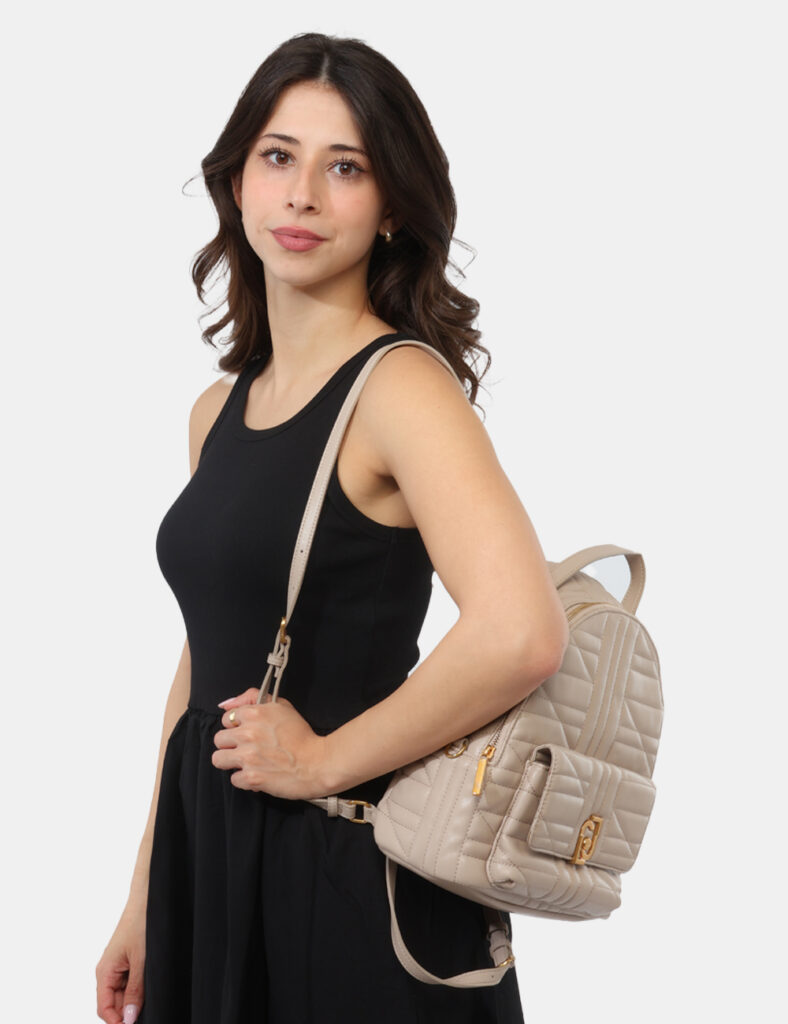 Zaino Liu-Jo Beige - PRIMETTA - Zaino LIU-JO Beige da donna Pratico e raffinato, lo Zaino LIU-JO Beige è la scelta ideale pe