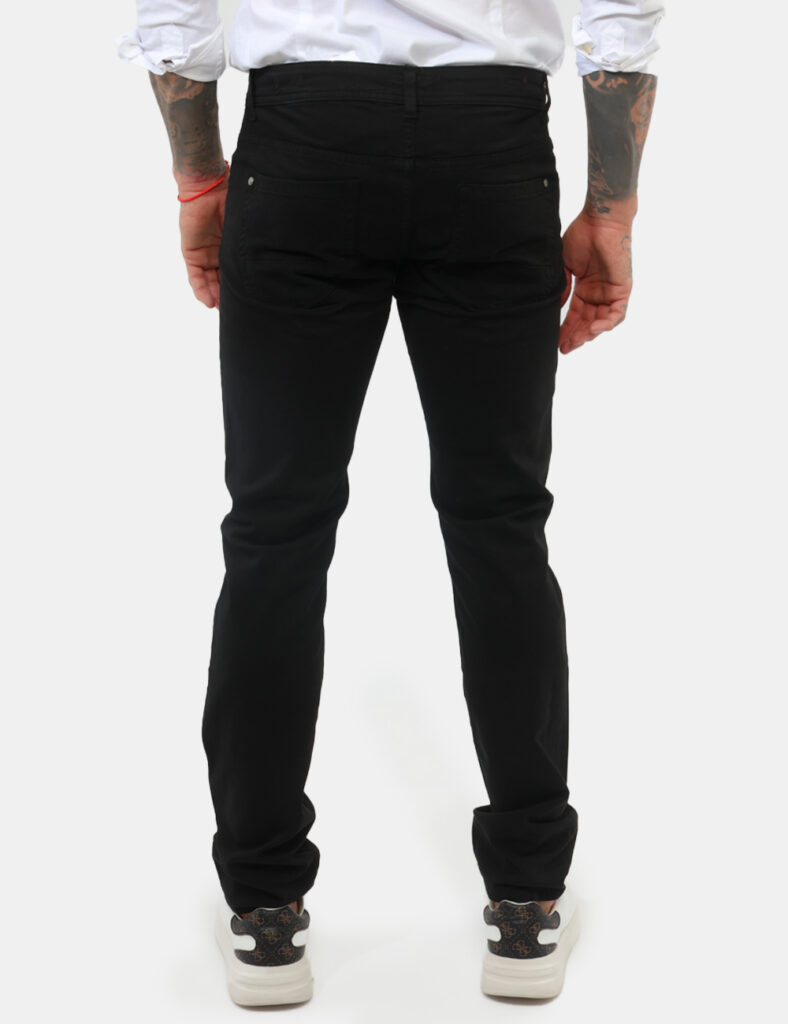 Pantalone La Martina Nero - Pantalone LA MARTINA Nero da uomo Il Pantalone LA MARTINA Nero è la scelta ideale per chi deside