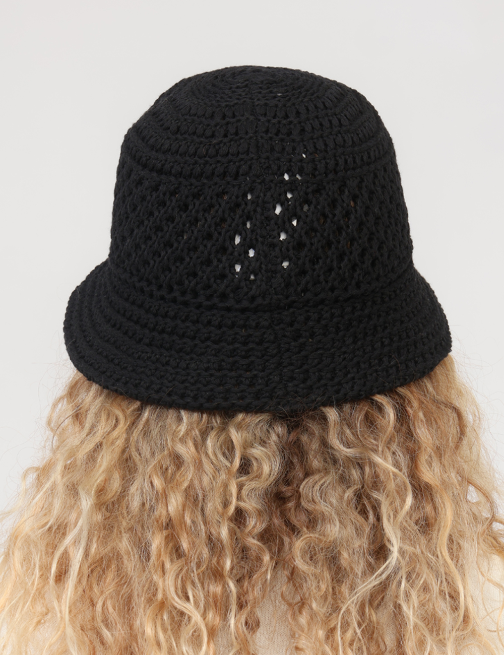 CEP0921SP-OB_BLACK_PE26_2 Cappello Concept83 Nero - Cappello CONCEPT83 Nero da donna Minimal, elegante e sempre attuale, il Cappello CONCEPT83 Nero è