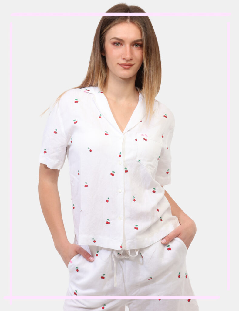 Camicia Sun68 Bianca tg.M - Camicia SUN68 Bianca da donna La Camicia SUN68 Bianca è il capo perfetto per aggiungere un tocco