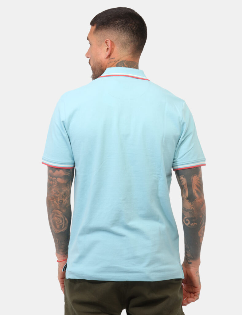 Polo Fred Mello Azzurra - Polo FRED MELLO Azzurra da uomo La Polo FRED MELLO Azzurra è il capo ideale per chi cerca uno stil