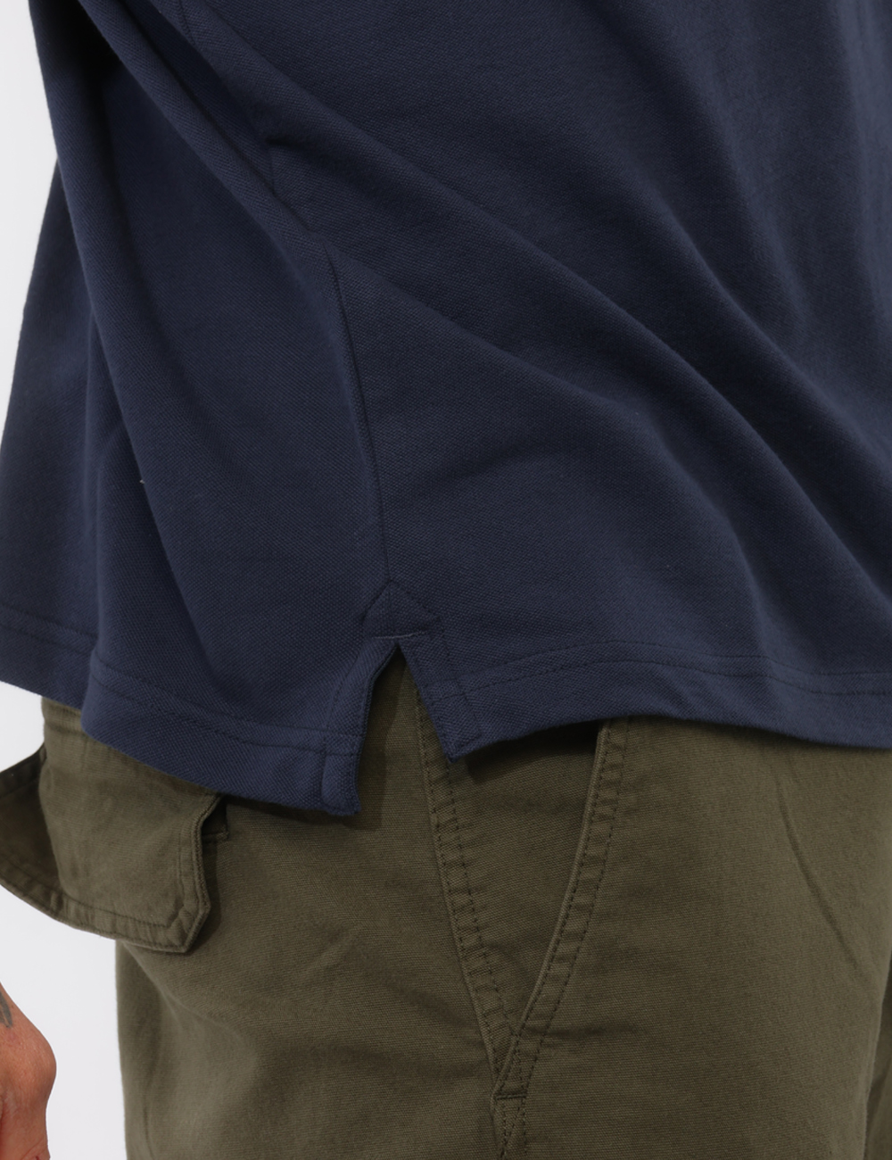 FM26S07QU-SB_BLUE_PE26_3 Polo Fred Mello Blu - Polo FRED MELLO Blu da uomo La Polo FRED MELLO Blu è il capo perfetto per chi desidera uno stile versa