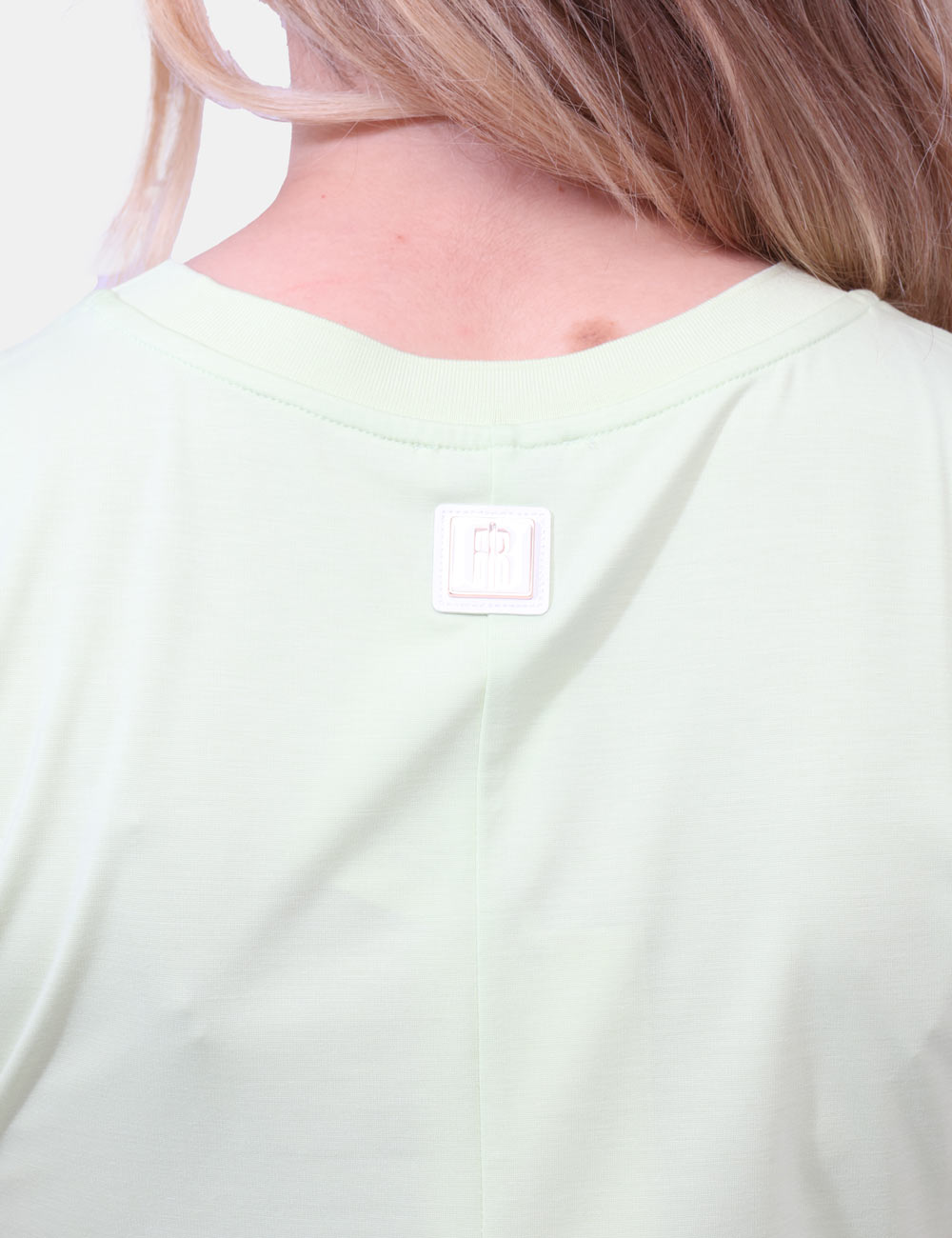 FP26ST3018J43301-OB_PASTELGREEN_PE26_3 T-shirt Fracomina Verde - T-shirt FRACOMINA Verde da donna Essenziale ma con un twist contemporaneo, la T-shirt FRACOMINA Ve