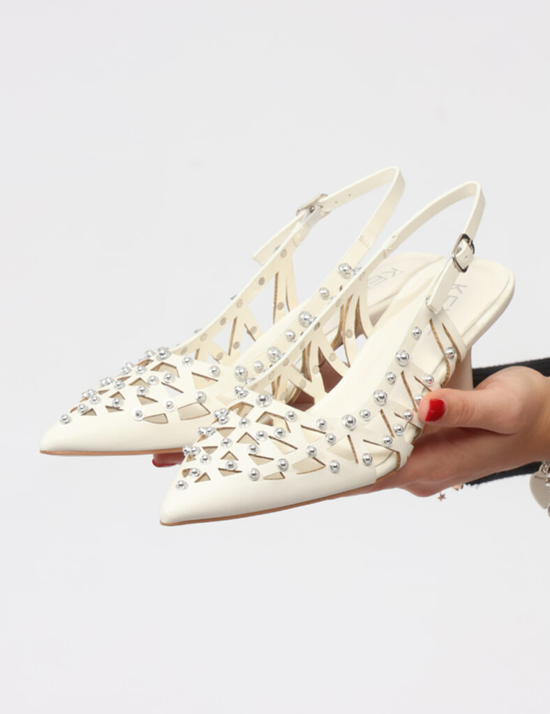 Dècolletè Keys Bianca - Dècolletè KEYS Bianche da donna Le Dècolletè KEYS Bianche sono la scelta ideale per chi desidera un’