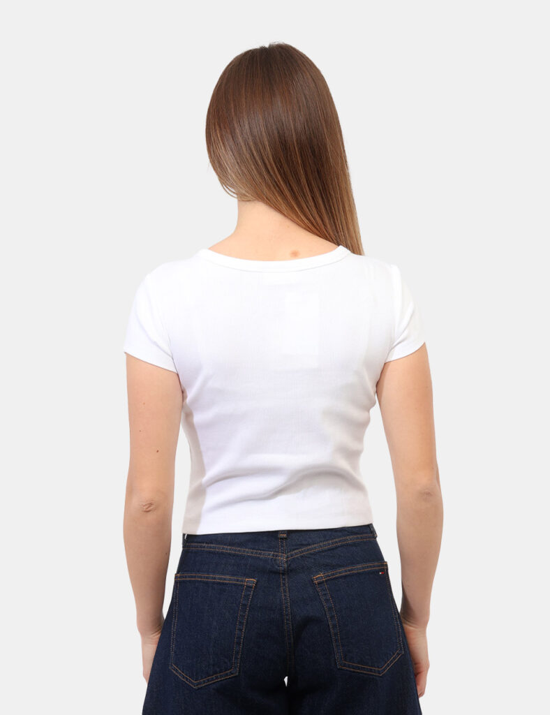 T-shirt Calvin Klein Bianca - T-shirt CALVIN KLEIN Bianca da donna Essenziale, versatile e sempre attuale, la T-shirt CALVIN