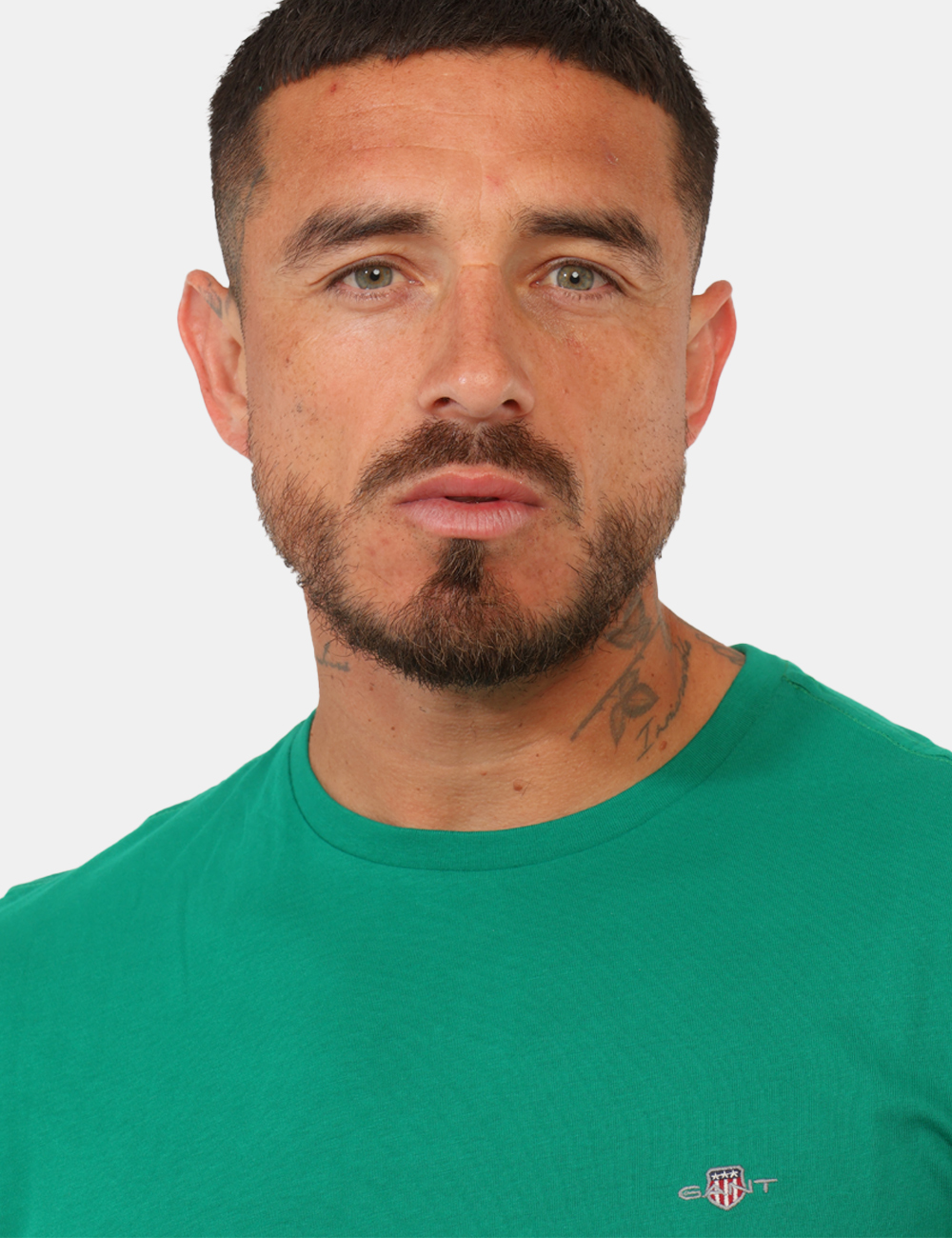 2501-2003185-SB_322_PE26_3 T-shirt Gant Verde - T-shirt GANT Verde da uomo Versatile, fresca e dallo stile essenziale, questa T-shirt GANT Verde è il c