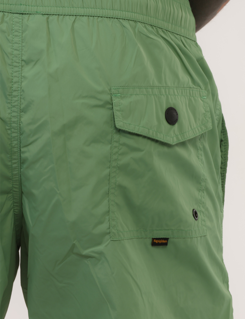 26MBM01-SB_SAGE_PE26_5 Costume Refrigiwear Verde - Costume REFRIGIWEAR verde da uomo Dinamico, versatile e perfetto per accompagnarti durante tutta