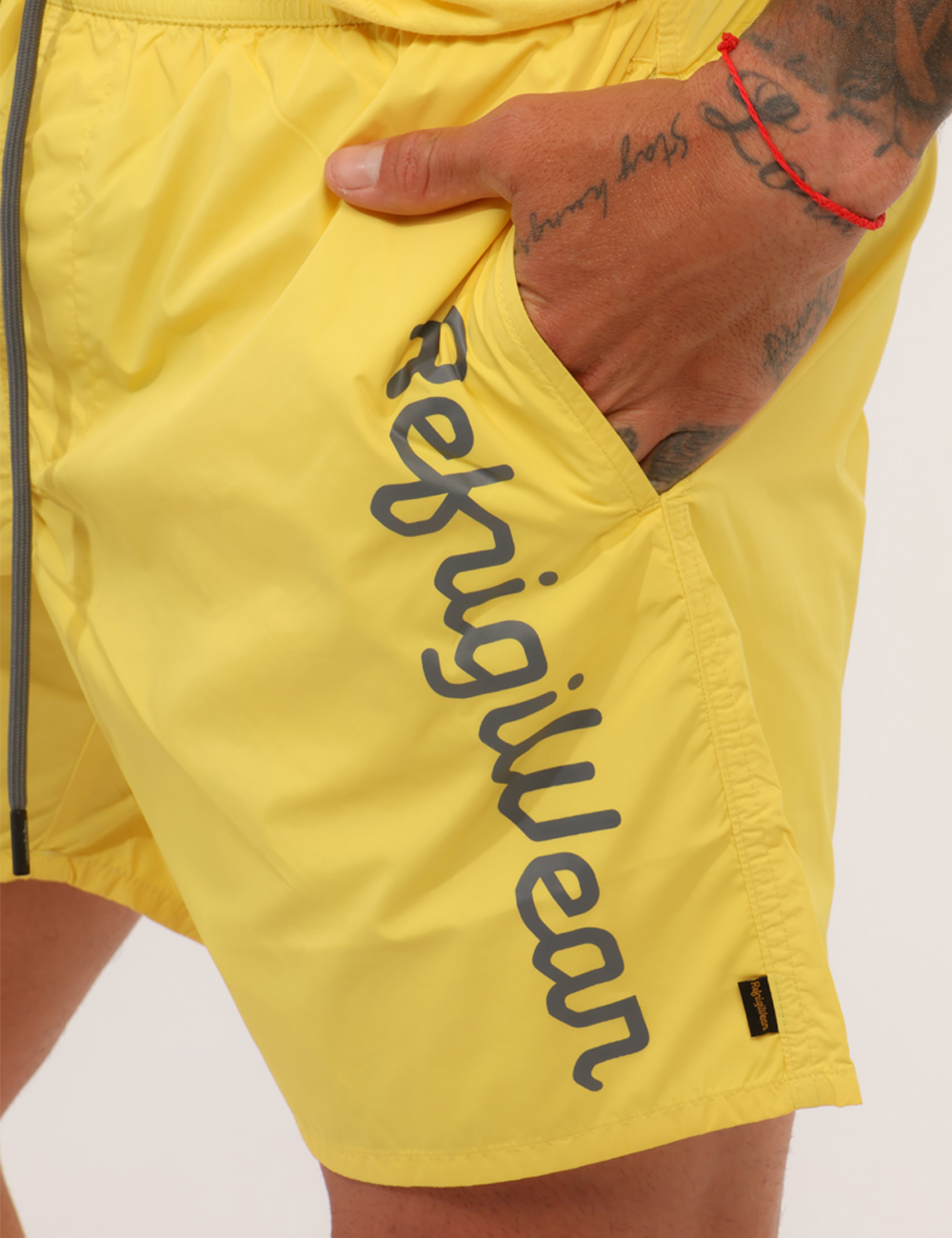 26MBM02-SB_YELLOW_PE26_4 Costume Refrigiwear Giallo - Costume REFRIGIWEAR giallo da uomo Vivace, moderno e perfetto per dare energia ai tuoi look est