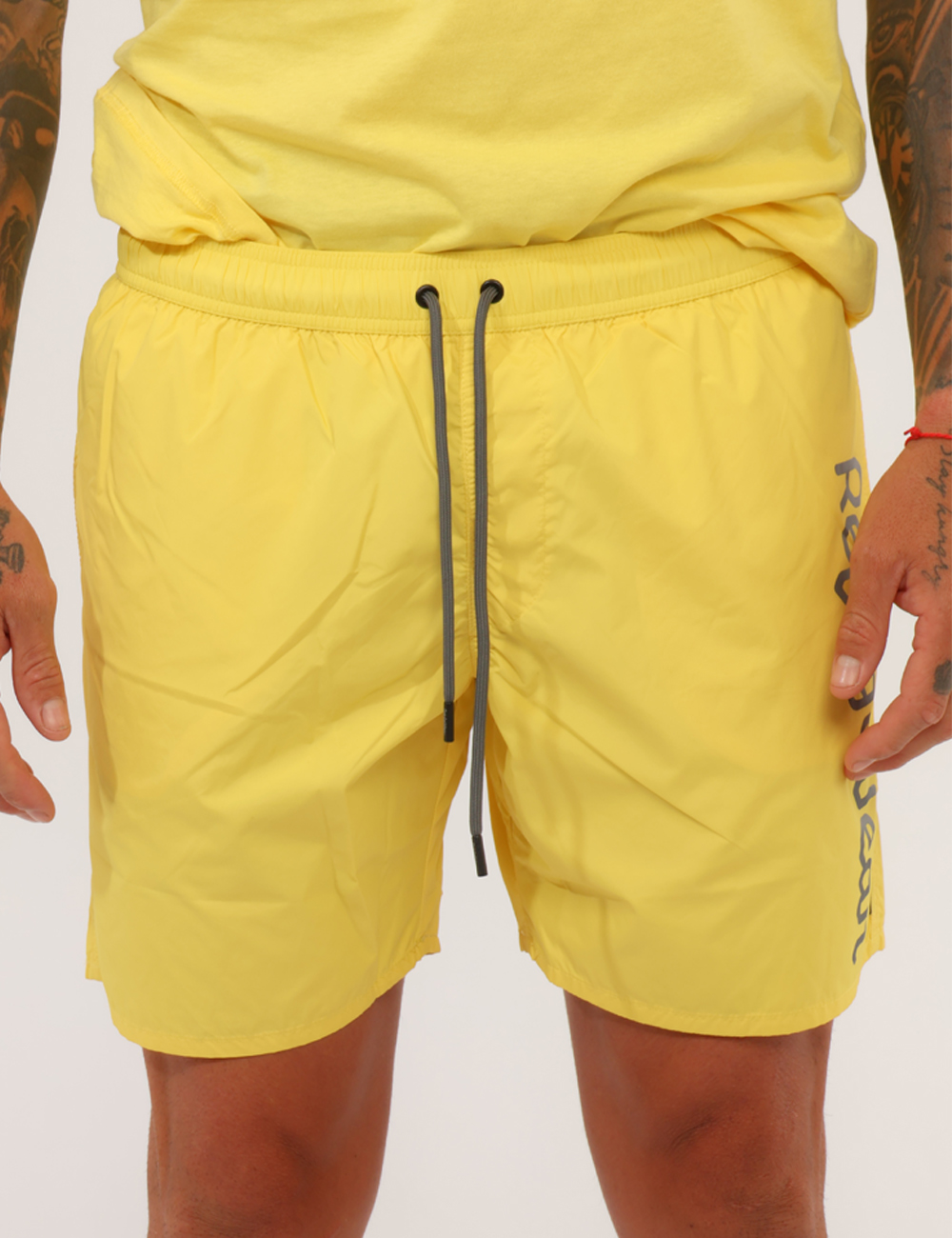 26MBM02-SB_YELLOW_PE26_6 Costume Refrigiwear Giallo - Costume REFRIGIWEAR giallo da uomo Vivace, moderno e perfetto per dare energia ai tuoi look est