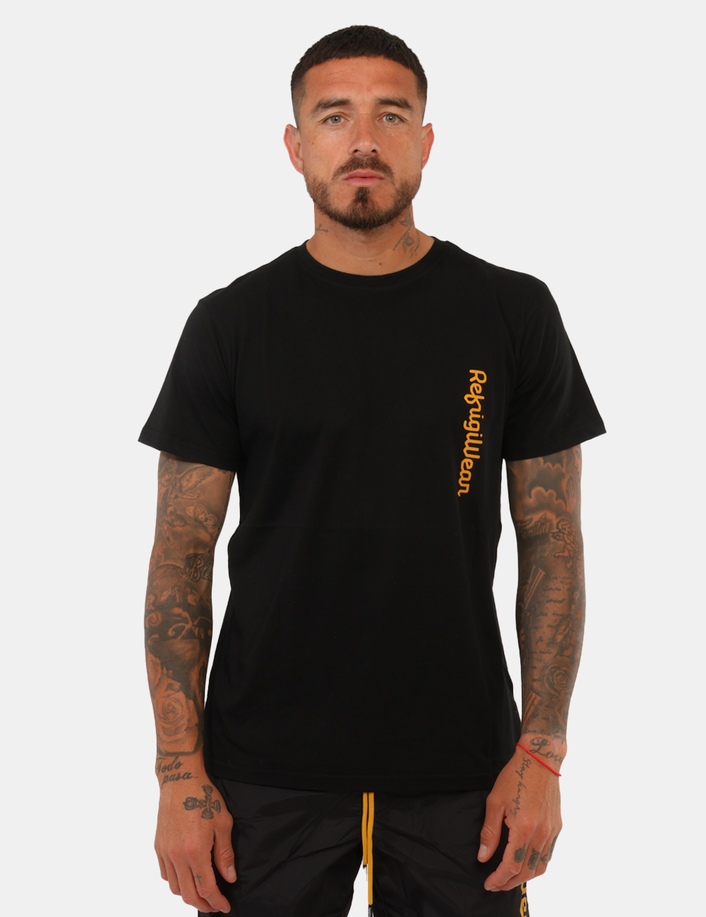 26MTS01-SB_BLACK_PE26_5 T-shirt Refrigiwear Nero - T-shirt REFRIGIWEAR nera da uomo Essenziale, versatile e perfetta per completare i look casual de