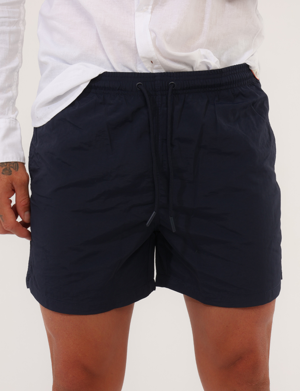 26S04BW-NYLON-SOLID-OB_NAVY-BLUE_PE26_4 Costume Goha Blu - Costume GOHA Blu da uomo Il costume GOHA blu da uomo è un capo essenziale e versatile, perfetto per viver