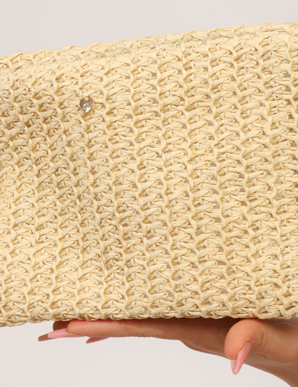 BP0352SP-OB_NATURAL_PE26_4 Pochette Concept83 Beige - Pochette CONCEPT83 beige da donna con polsiera strass La Pochette CONCEPT83 Beige è l'accessorio
