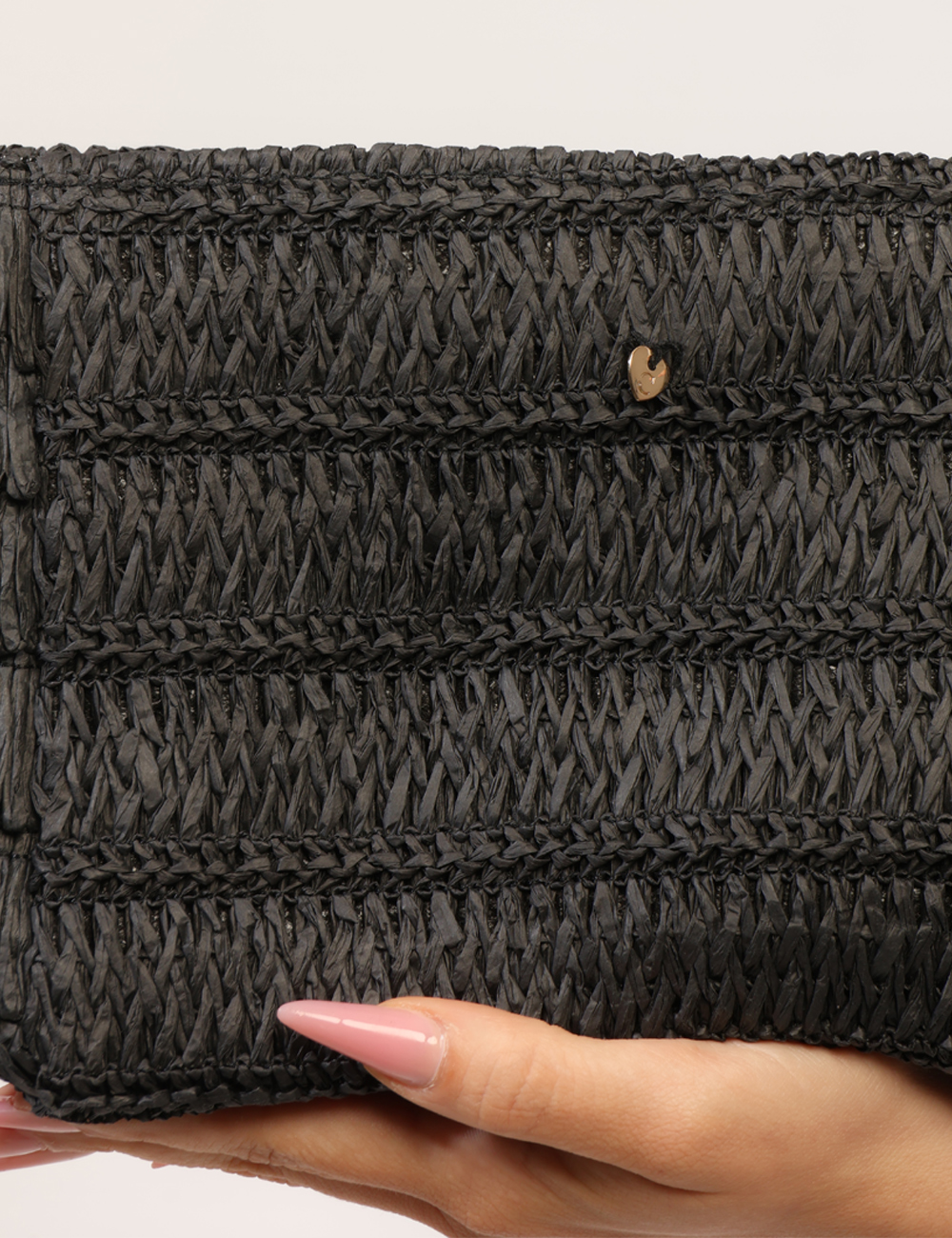 BP0365SP-OB_BLACK_PE26_4 Pochette Concept83 Nero - Pochette CONCEPT83 nera da donna con polsiera intrecciata e frange laterali La Pochette CONCEPT83