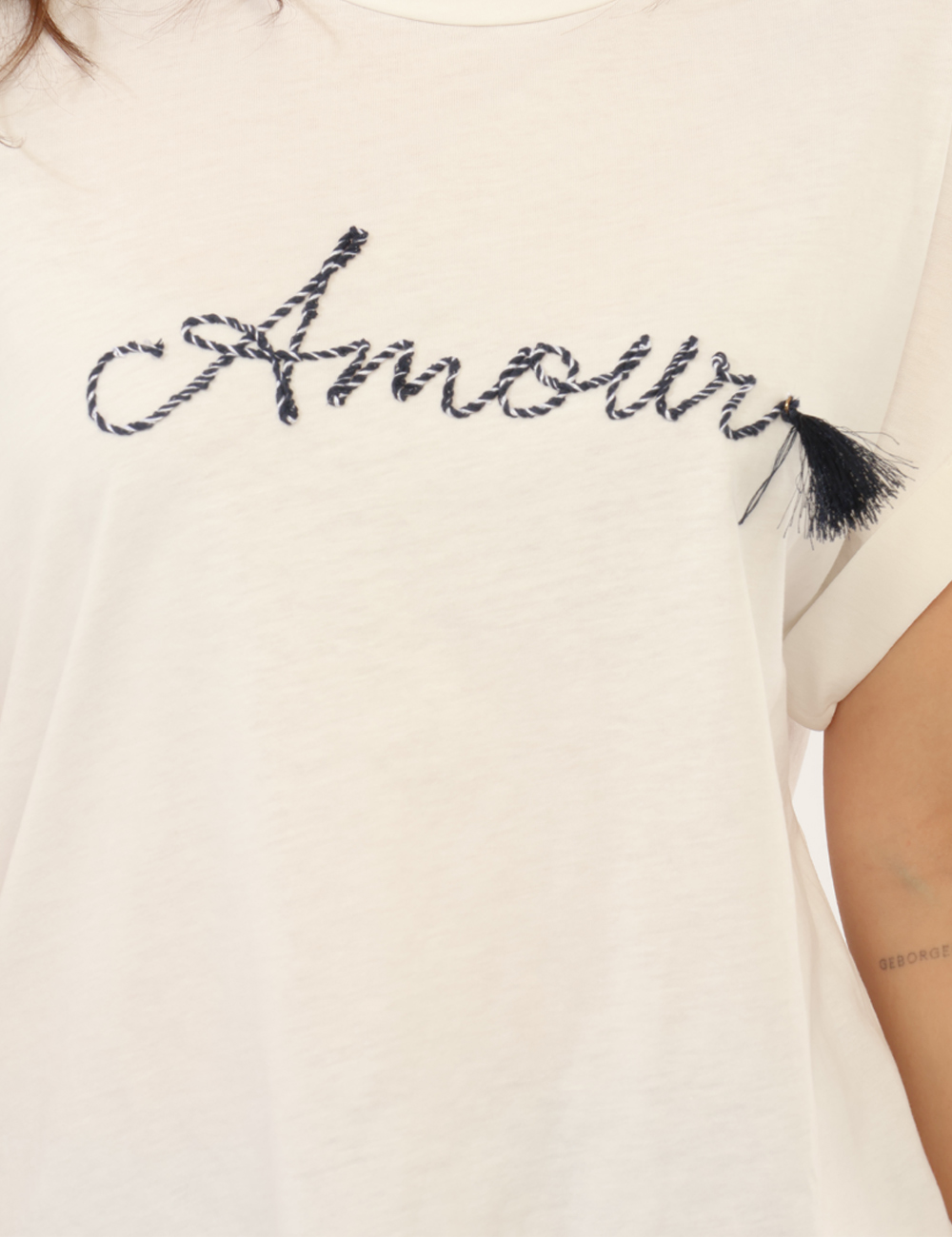 L7XBEMARZIALE-SB_PANNABLU_PE26_3 T-shirt Sandro Ferrone Bianca - T-shirt SANDRO FERRONE Bianca da donna Casual, fresca e versatile, questa T-shirt SANDRO FER