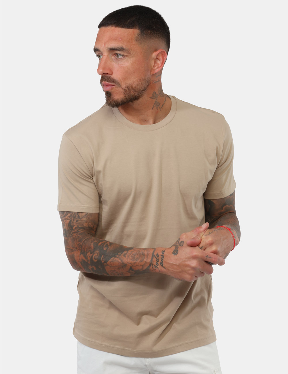 LGE6TS010754U-OB_FANGO_PE26_1 T-shirt Concept83 Beige - T-shirt CONCEPT83 beige La T-shirt CONCEPT83 beige da uomo è il capo ideale per chi cerca uno stil