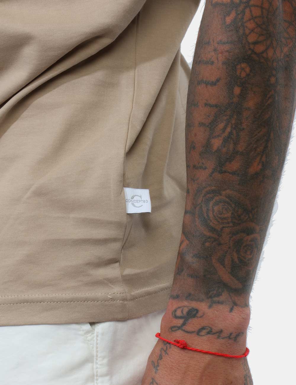LGE6TS010754U-OB_FANGO_PE26_3 T-shirt Concept83 Beige - T-shirt CONCEPT83 beige La T-shirt CONCEPT83 beige da uomo è il capo ideale per chi cerca uno stil