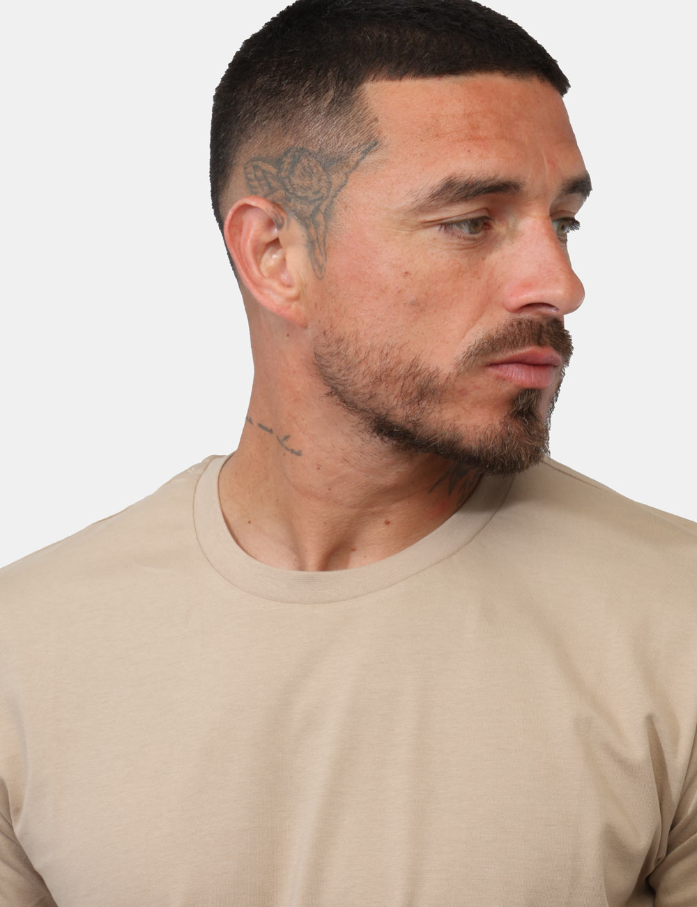 LGE6TS010754U-OB_FANGO_PE26_4 T-shirt Concept83 Beige - T-shirt CONCEPT83 beige La T-shirt CONCEPT83 beige da uomo è il capo ideale per chi cerca uno stil