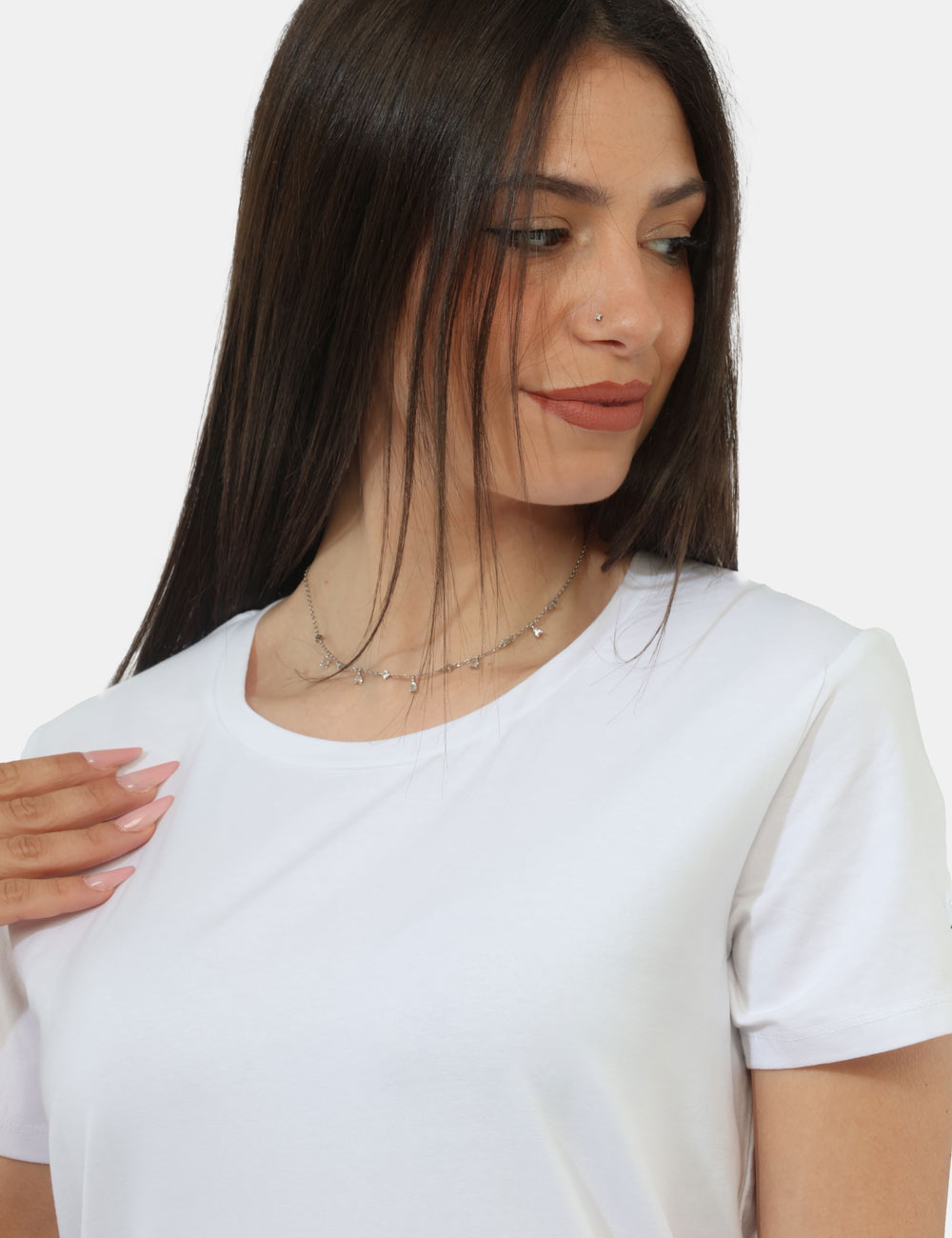 MOD-1-OB_WHITE_PE26_4 T-shirt Concept83 Bianca - T-shirt CONCEPT83 Bianca da donna Essenziale, fresca e perfetta per ogni giorno, la T-shirt CONCE