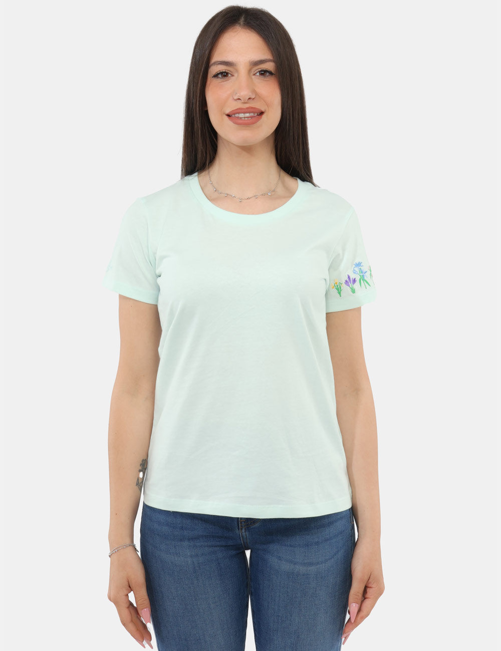 MOD-3-OB_AQUAMARINE_PE26_5 T-shirt Concept83 Azzurra - T-shirt CONCEPT83 Azzurra da donna Fresca, versatile e perfetta per completare i look quotidiani