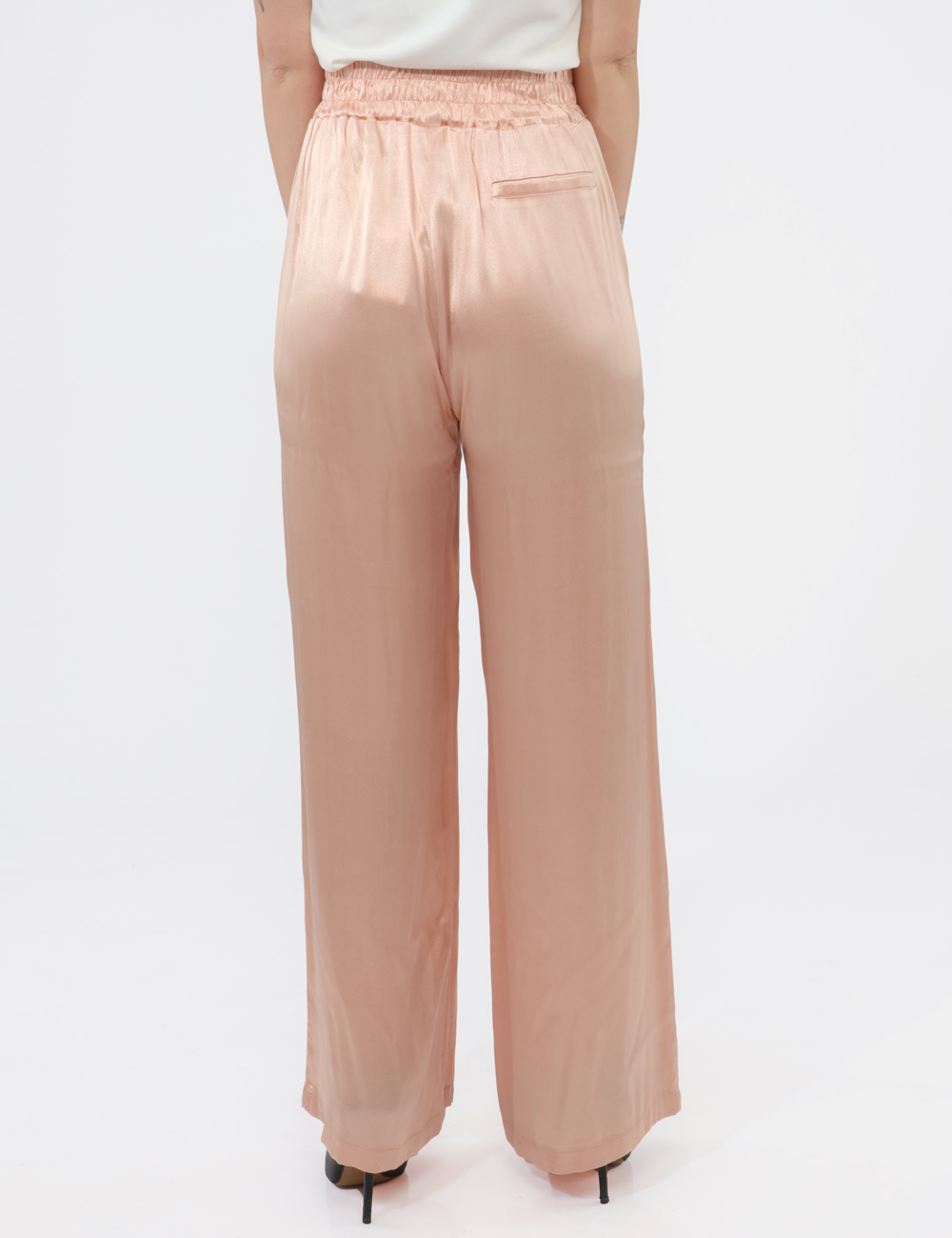 P372-EN00_ROSA-PERLATO_PE26_2 Pantalone Yes Zee Rosa - Pantalone YES ZEE rosa Il pantalone YES ZEE rosa da donna è la scelta ideale per chi desidera un ca