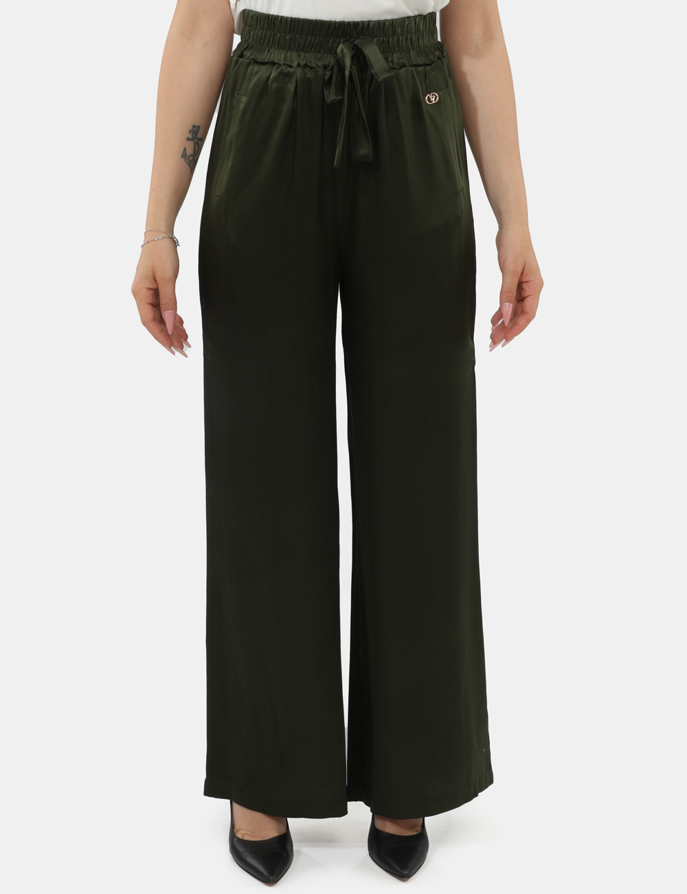 P372-EN00_VERDE-MIL-SCURO_PE26_6 Pantalone Yes Zee Verde - Pantalone YES ZEE verde Il pantalone YES ZEE verde da donna è un capo versatile e leggero, perfett