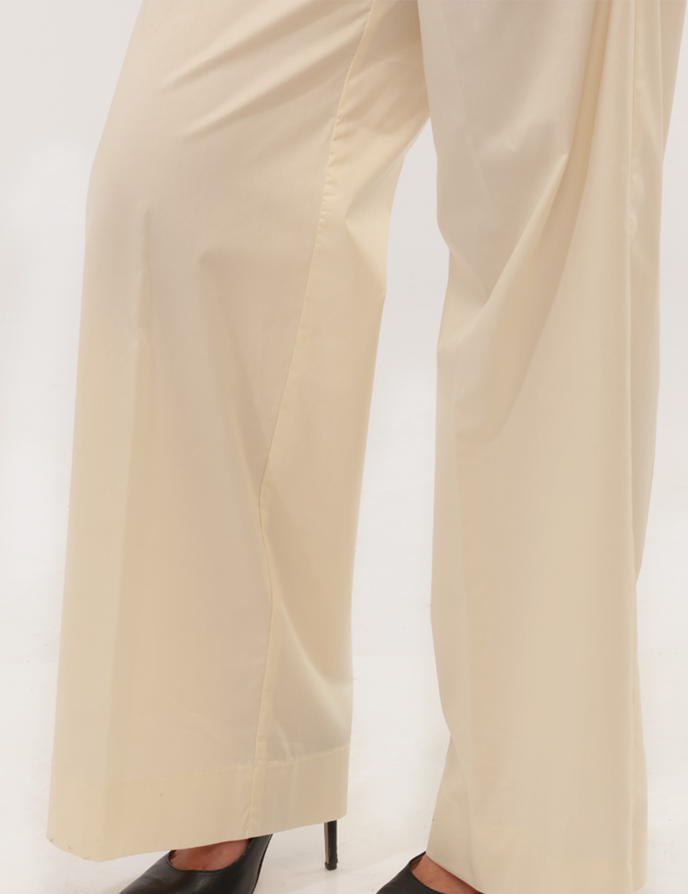 S15XBEFRANK-SB_VANIGLIA_PE26_3 Pantalone Sandro Ferrone Giallo - Pantalone SANDRO FERRONE Giallo da donna Vivace, leggero e perfetto per illuminare i look