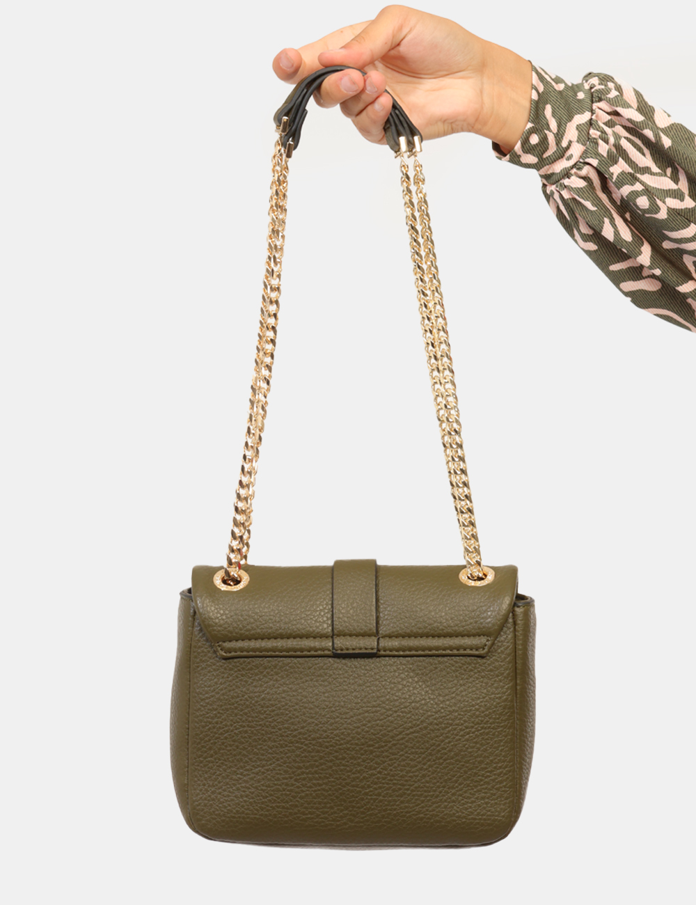 CV6AI-13033-W-CC_VERDE_AI26_3 Borsa Gaudi Verde - Borsa GAUDI Verde da donna La Borsa GAUDI Verde da donna è l'accessorio ideale per completare i tuoi out
